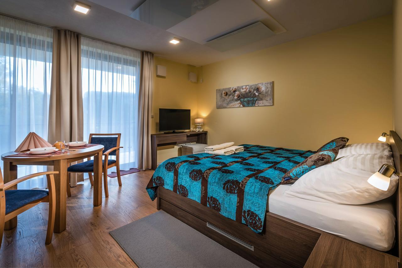 Apartmanovy Dom Krivan Bešeňová Dış mekan fotoğraf